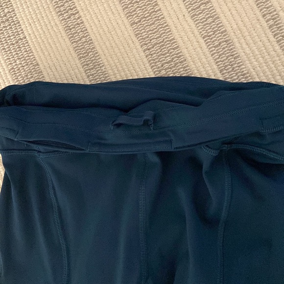 Lululemon speed it up cropped legging - Picture 5 of 5